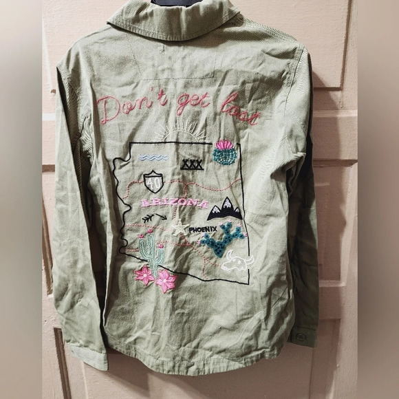 H&M Kid's Desert Motel Arizona Embroidered Graphic Utility Button Up Jacket - Picture 4 of 4